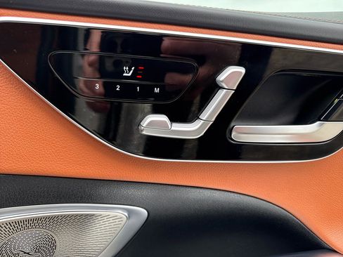 Used 2023 Mercedes-Benz C 300 4MATIC Sedan w/ AMG Line w/ Night Package image 35