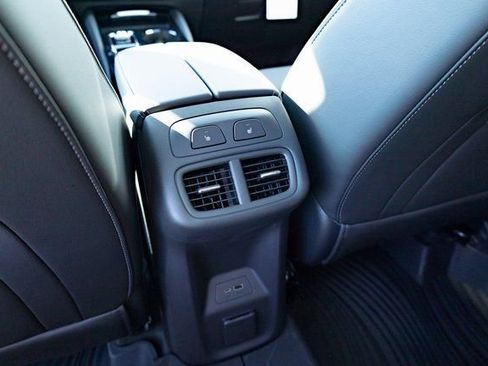 New 2026 Buick Envision Avenir image 19