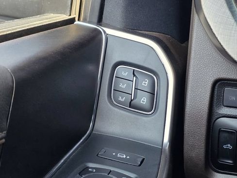Used 2024 Ford F350 King Ranch w/ FX4 Off-Road Package AWD/4WD image 24