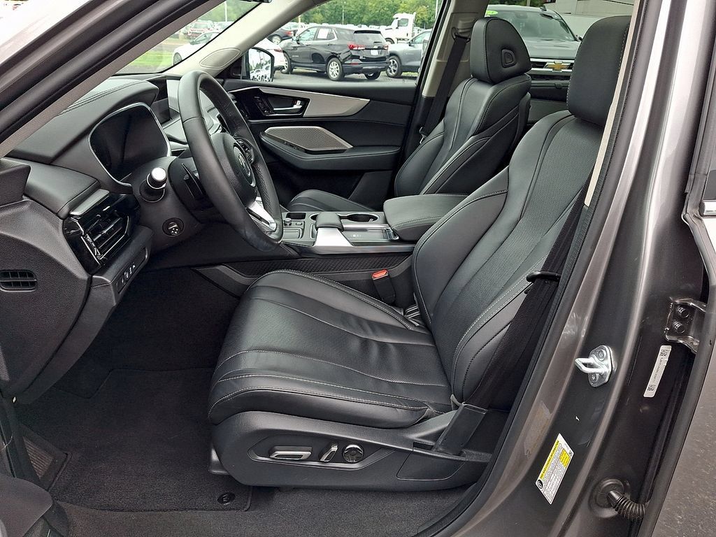 Used 2024 Acura MDX w/ Technology Package AWD/4WD image 17