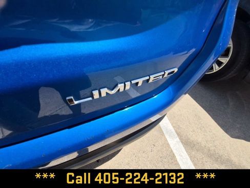 Used 2025 Jeep Compass Limited AWD/4WD image 9