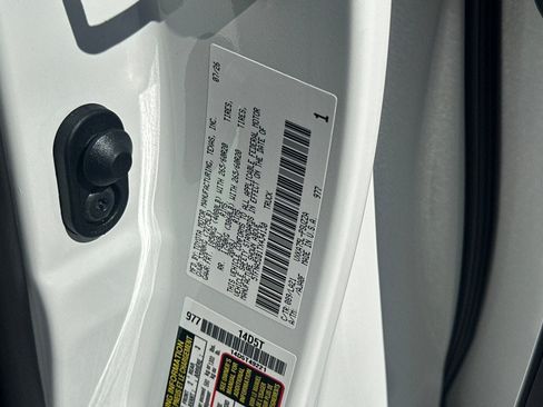 New 2026 Toyota Tundra Platinum AWD/4WD image 34