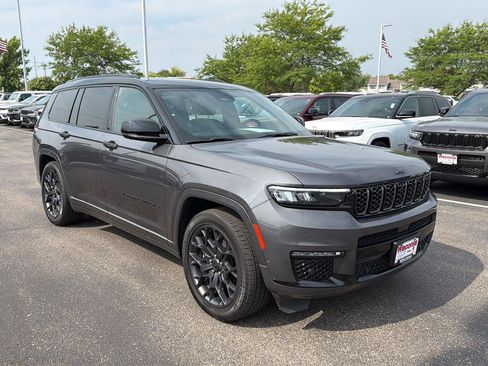 Certified 2024 Jeep Grand Cherokee L Summit AWD/4WD image 2
