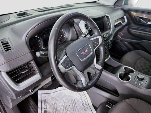 Used 2021 GMC Terrain SLE w/ Driver Convenience Package AWD/4WD image 9