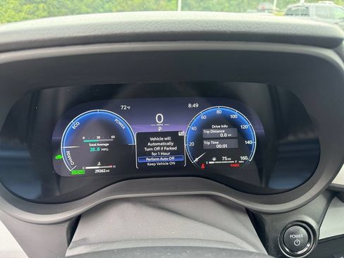 Used 2025 Toyota Sienna XSE w/ XSE Plus Package AWD/4WD image 16