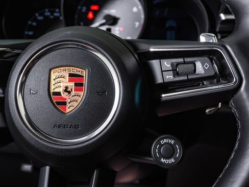 Used 2024 Porsche Macan S AWD/4WD image 19