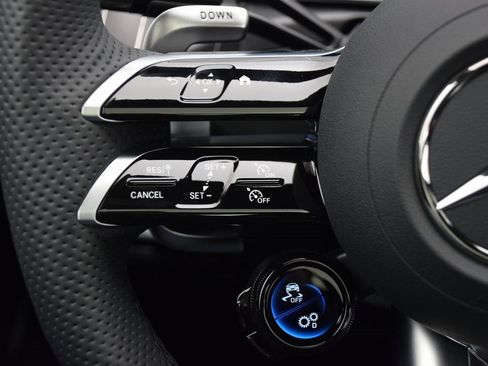 New 2026 Mercedes-Benz C 43 AMG 4MATIC Sedan image 23