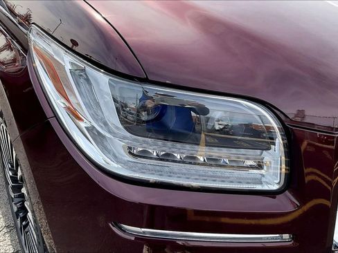 Used 2021 Lincoln Navigator Black Label AWD/4WD image 27