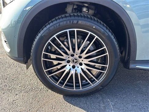 New 2026 Mercedes-Benz GLC 300 4MATIC image 9