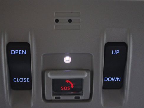 Used 2022 Toyota Highlander XLE image 33