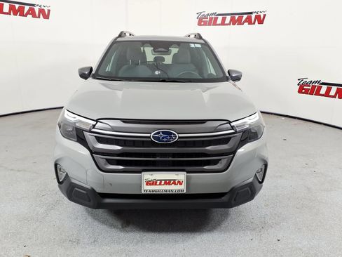 Used 2026 Subaru Forester Premium AWD/4WD image 2