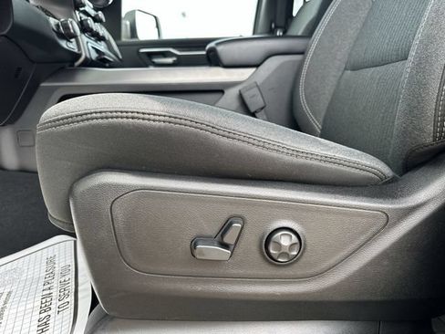 Used 2019 RAM 1500 Big Horn AWD/4WD image 16