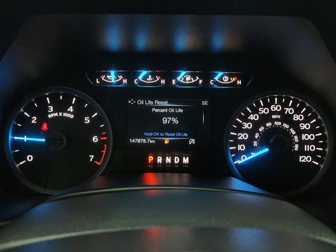 Used 2018 Ford F150 XLT w/ Equipment Group 302A Luxury AWD/4WD image 11