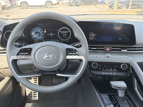 New 2026 Hyundai Elantra Sport image 22