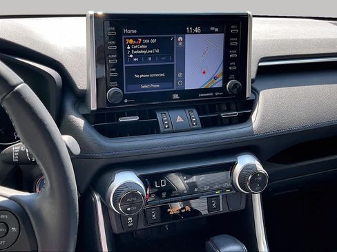 Used 2020 Toyota RAV4 XSE AWD/4WD image 7