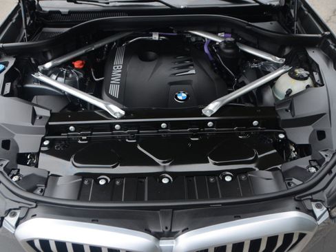 Used 2026 BMW X5 xDrive40i image 26