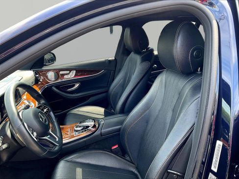 Used 2019 Mercedes-Benz E 450 4MATIC Sedan w/ Premium Package image 21