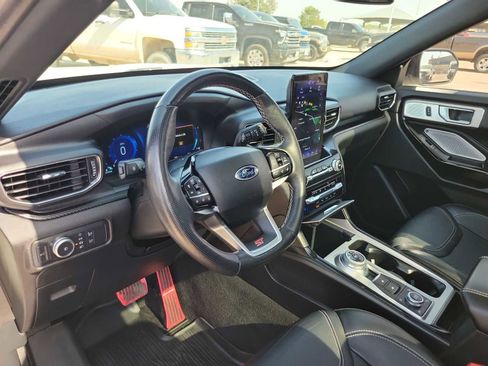Used 2021 Ford Explorer ST w/ Equipment Group 401A AWD/4WD image 10