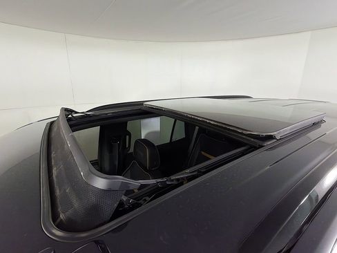 Used 2023 GMC Yukon AT4 image 16