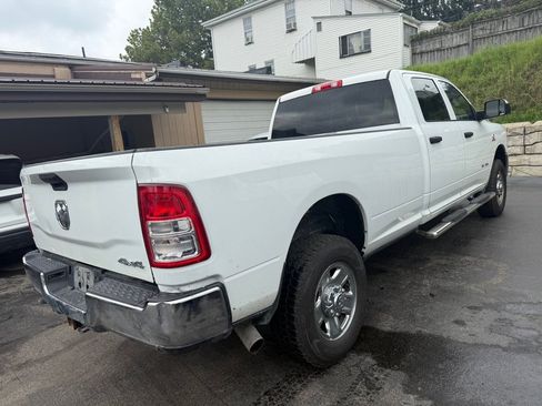 Used 2022 RAM 2500 Tradesman w/ Chrome Appearance Group AWD/4WD image 2