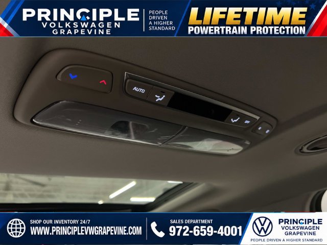Used 2025 Kia Telluride S FWD image 25
