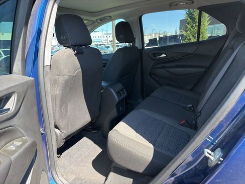 Used 2022 Chevrolet Equinox LT image 9