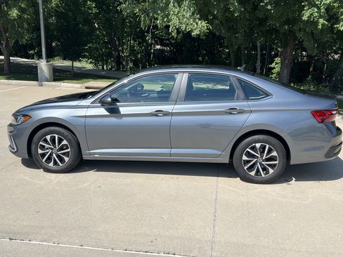 Used 2025 Volkswagen Jetta S FWD image 7