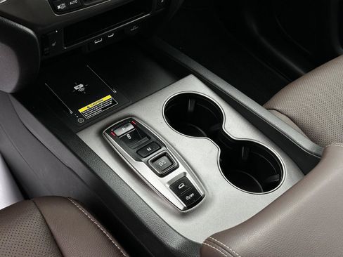 Certified 2024 Honda Passport EX-L image 12