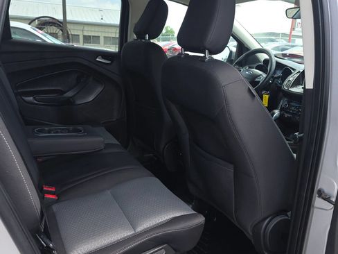 Used 2018 Ford Escape SE w/ SE Sync 3 Package FWD image 16