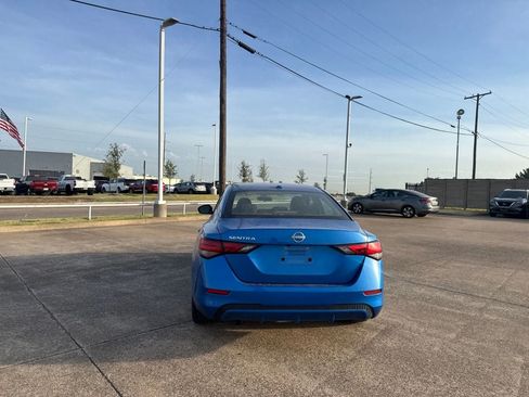 Certified 2025 Nissan Sentra SV FWD image 17