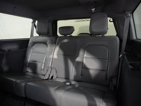 Used 2019 Lincoln Navigator L Reserve w/ Cargo Package AWD/4WD image 13