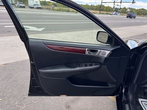 Used 2005 Lexus ES 330 image 15