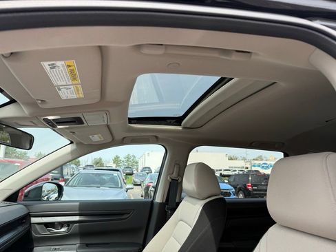 Used 2023 Honda CR-V EX image 8