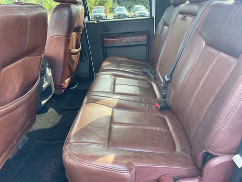 Used 2011 Ford F450 King Ranch w/ King Ranch w/Chrome Pkg image 16