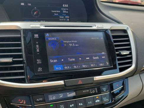 Certified 2017 Honda Accord EX-L image 20