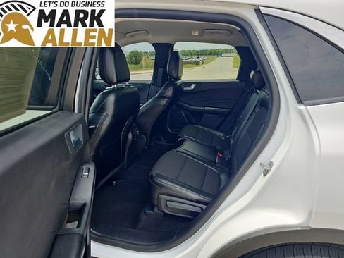 Used 2023 Ford Escape SE FWD image 24