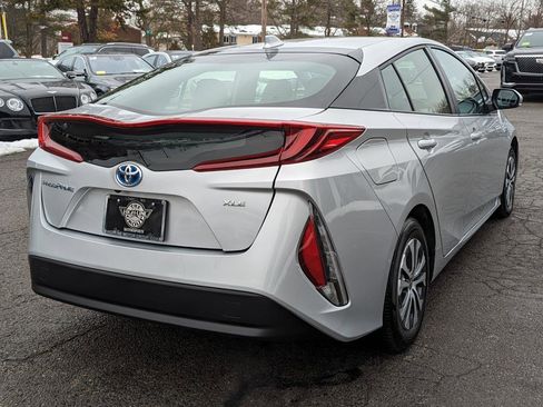 Used 2022 Toyota Prius Prime XLE image 7