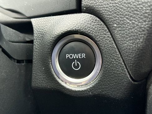 Used 2024 Toyota RAV4 XSE AWD/4WD image 33