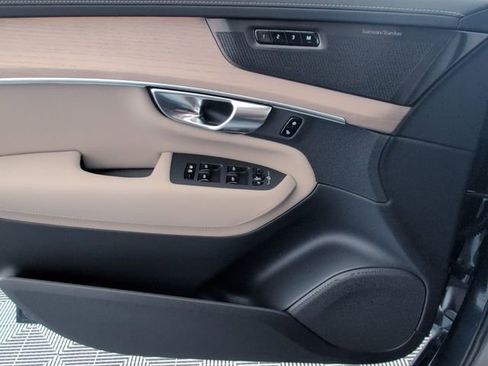 New 2026 Volvo XC90 B6 Plus w/ Protection Package Premier image 14