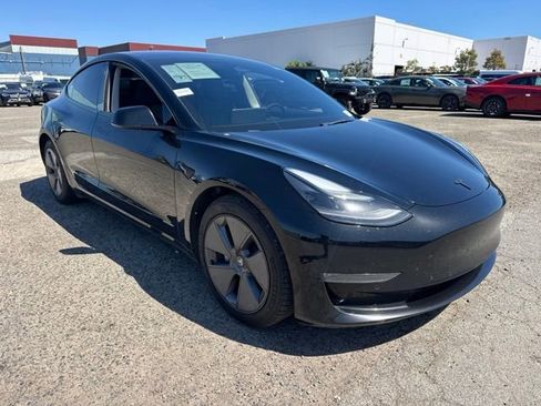 Used 2022 Tesla Model 3 RWD image 3