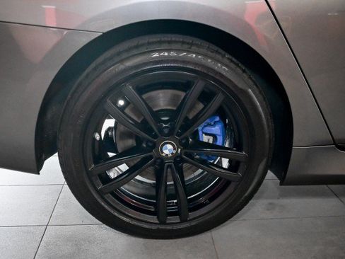 Used 2019 BMW 750i xDrive w/ M Sport Package AWD/4WD image 41