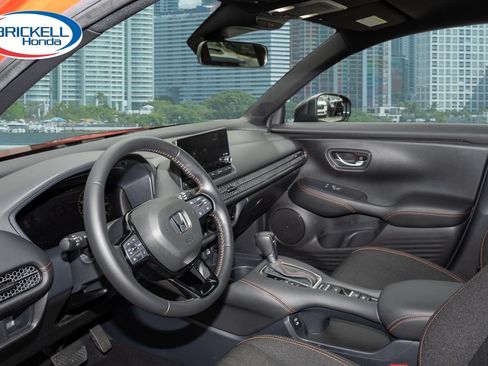 Certified 2025 Honda HR-V Sport image 15