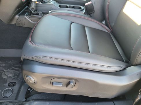 New 2026 Jeep Wrangler Unlimited Rubicon image 13