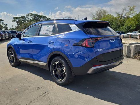 New 2026 Kia Sportage EX image 6