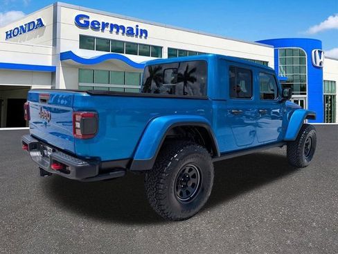 Used 2020 Jeep Gladiator Rubicon w/ Dual Top Group AWD/4WD image 5