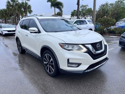 Used 2018 Nissan Rogue SL w/ Premium Package