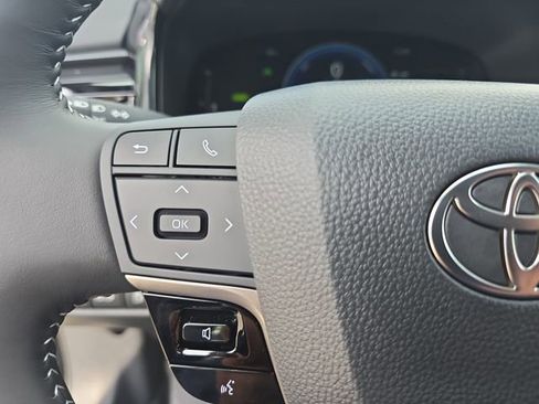 New 2026 Toyota Camry SE image 16