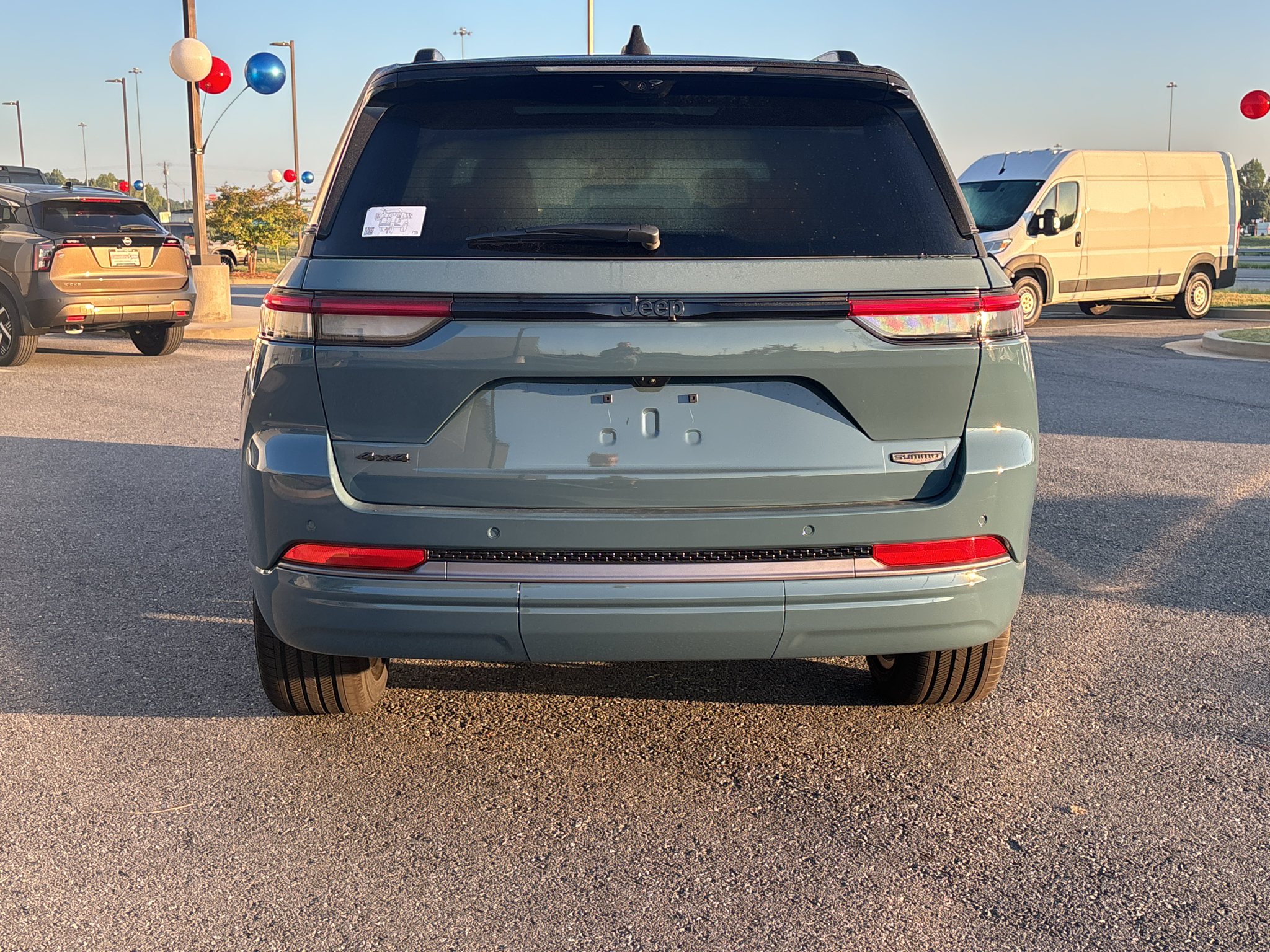 New 2027 Jeep Grand Cherokee Summit AWD/4WD image 10