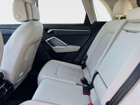 Used 2021 Audi Q3 2.0T Premium image 14