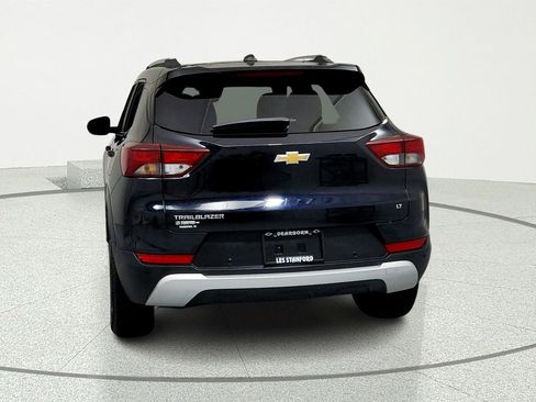 Used 2021 Chevrolet TrailBlazer LT w/ Convenience Package FWD image 4